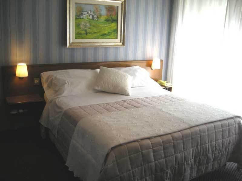 Hotel De La Ville Central 拉蒂纳 外观 照片